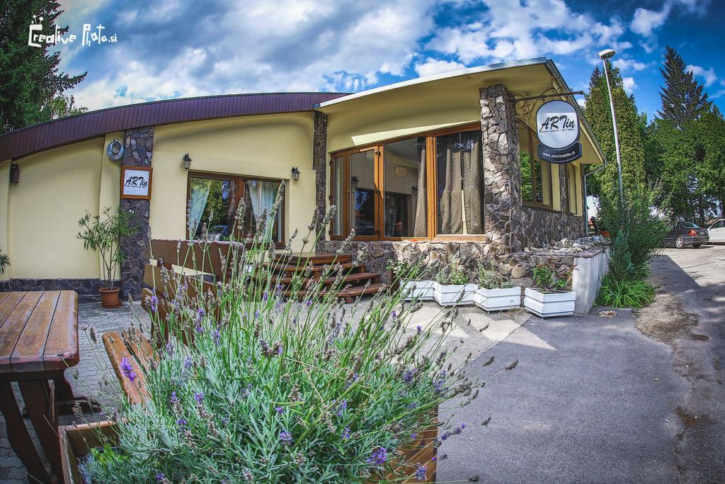 Penzion Artin Nitra Exteriér fotografie