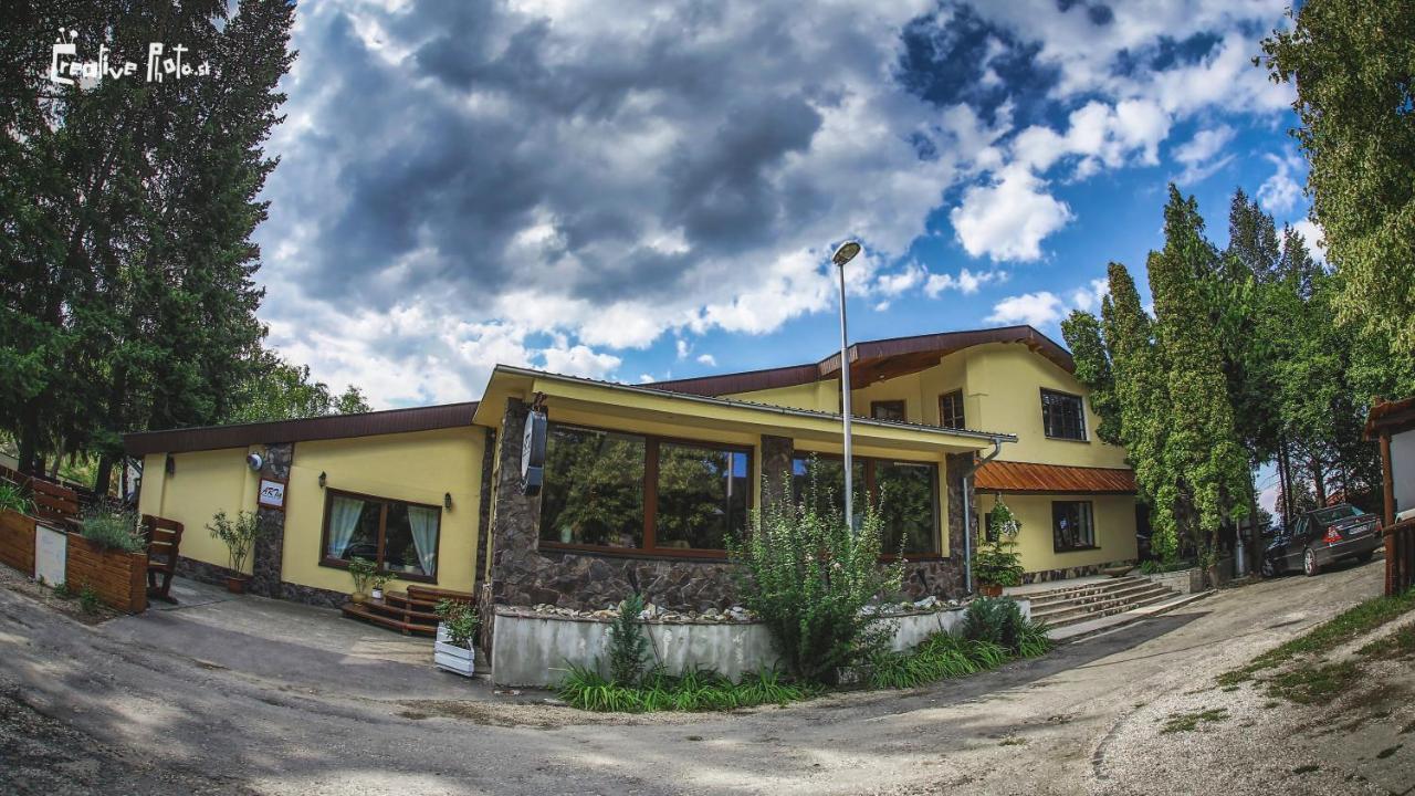Penzion Artin Nitra Exteriér fotografie